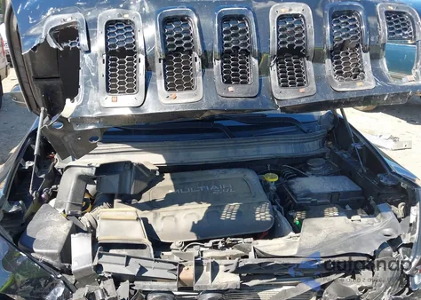 2018 Jeep Cherokee Latitude Plus 4X4 z USA, uszkodzony, nr VIN 1C4PJMLB9JD502810